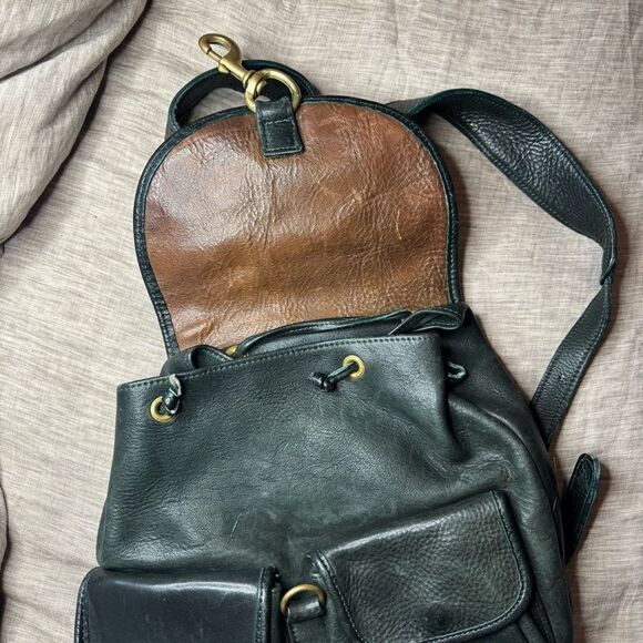 Vintage Black/Green Leather Saddlebag Backpack with Brass Clasps - Picture 5 of 10